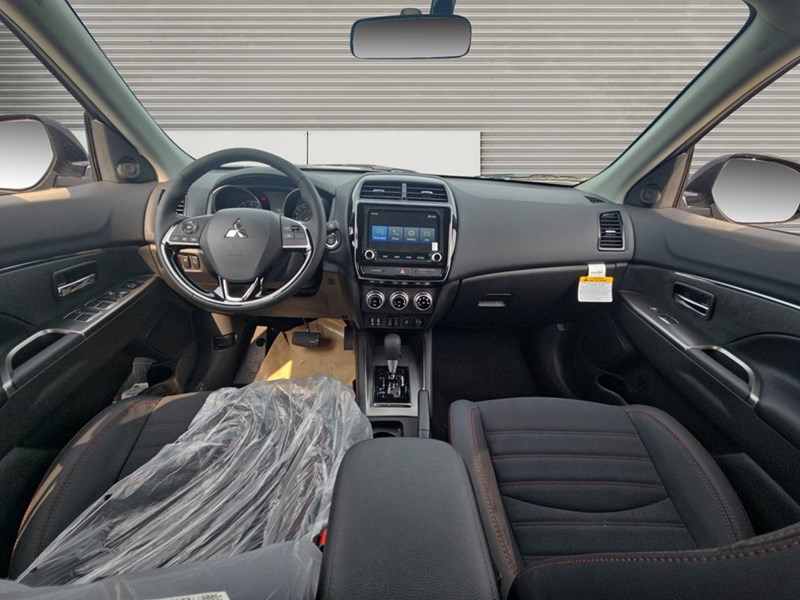 2025 Mitsubishi RVR SEL AWC