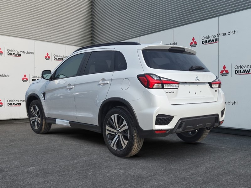 2025 Mitsubishi RVR SEL AWC
