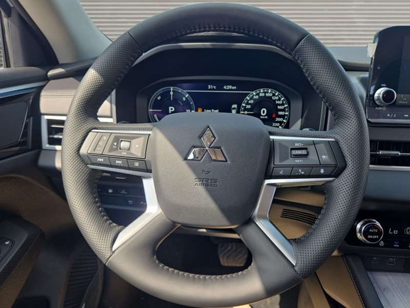 2025 Mitsubishi Outlander Plug-In Hybrid SE S-AWC