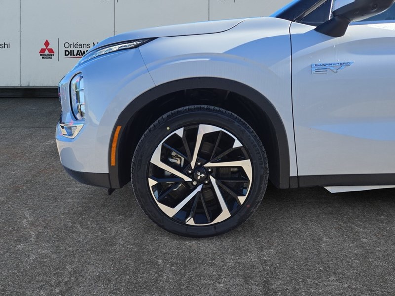 2025 Mitsubishi Outlander Plug-In Hybrid SEL S-AWC