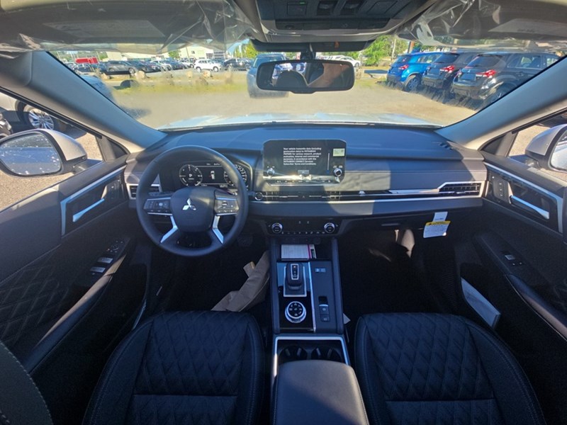 2025 Mitsubishi Outlander Plug-In Hybrid SEL S-AWC