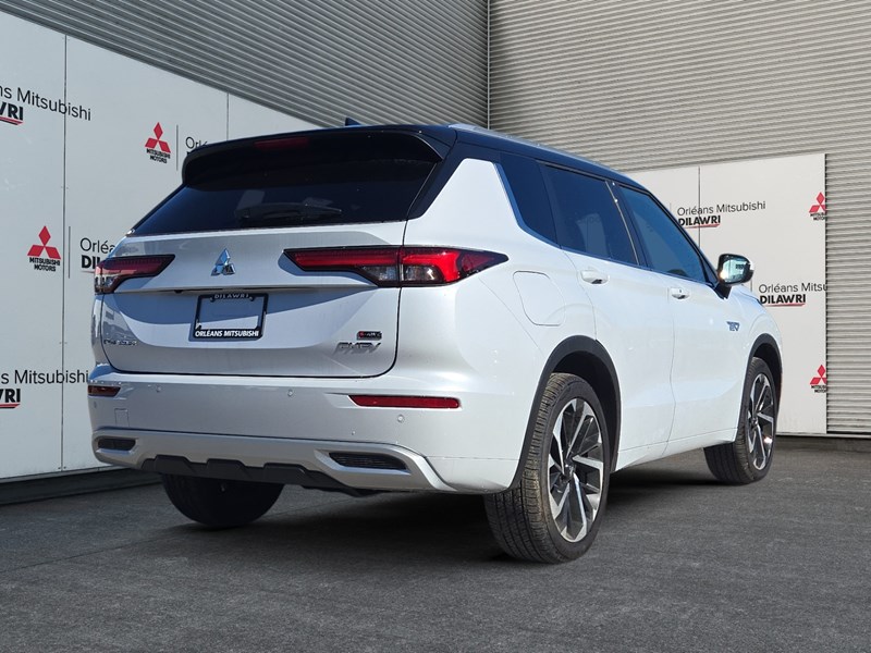 2025 Mitsubishi Outlander Plug-In Hybrid GT S-AWC