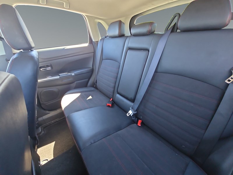 2022 Mitsubishi RVR SEL AWC