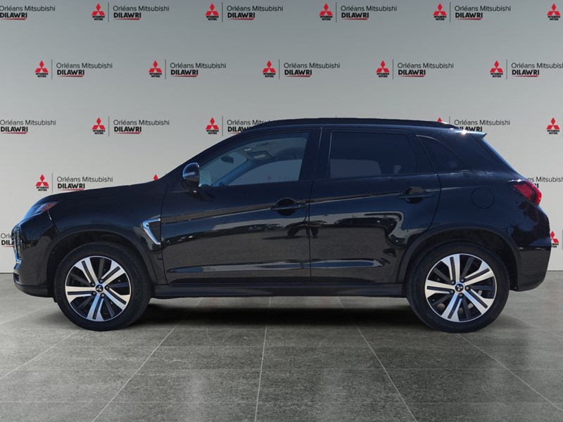 2022 Mitsubishi RVR SEL AWC