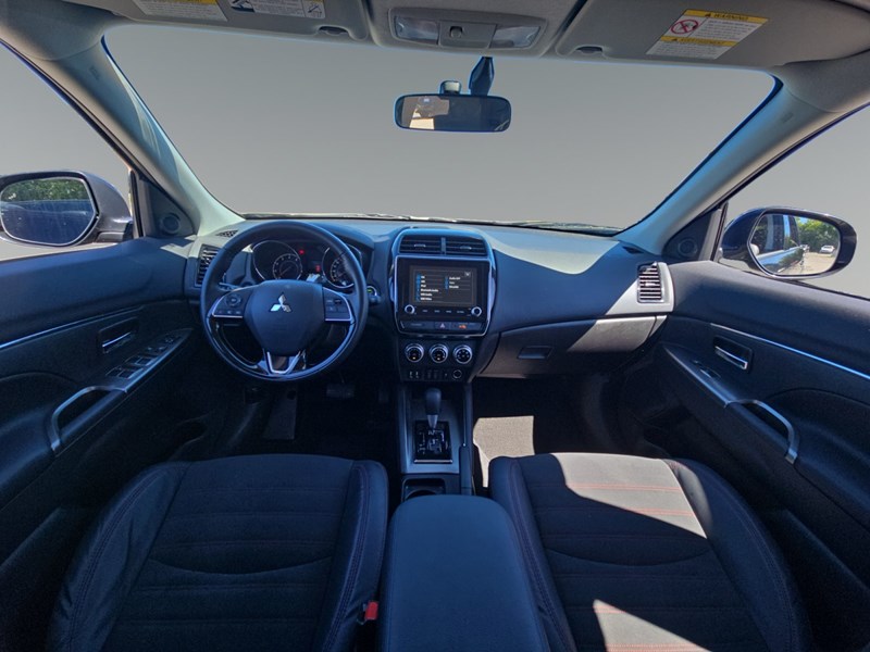 2022 Mitsubishi RVR SEL AWC