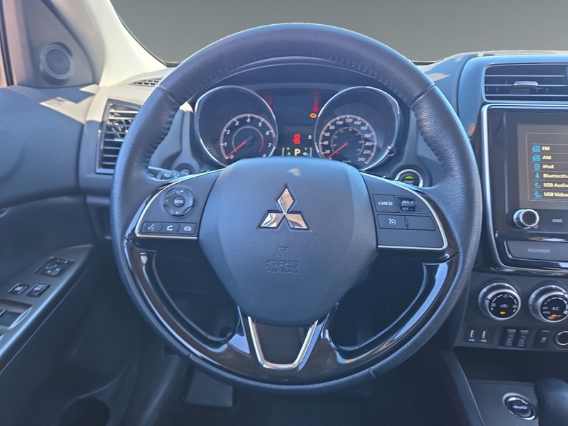 2022 Mitsubishi RVR SEL AWC
