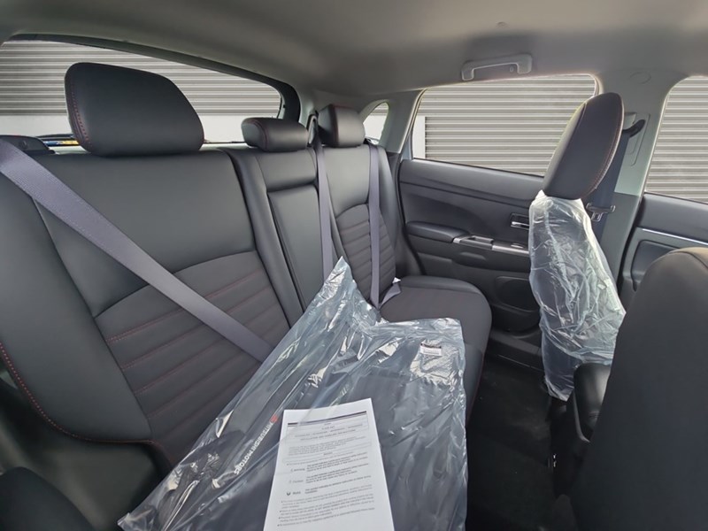 2025 Mitsubishi RVR SEL AWC