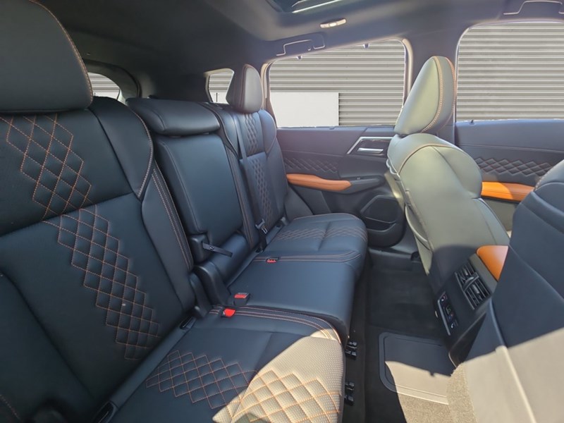 2025 Mitsubishi Outlander Plug-In Hybrid GT S-AWC