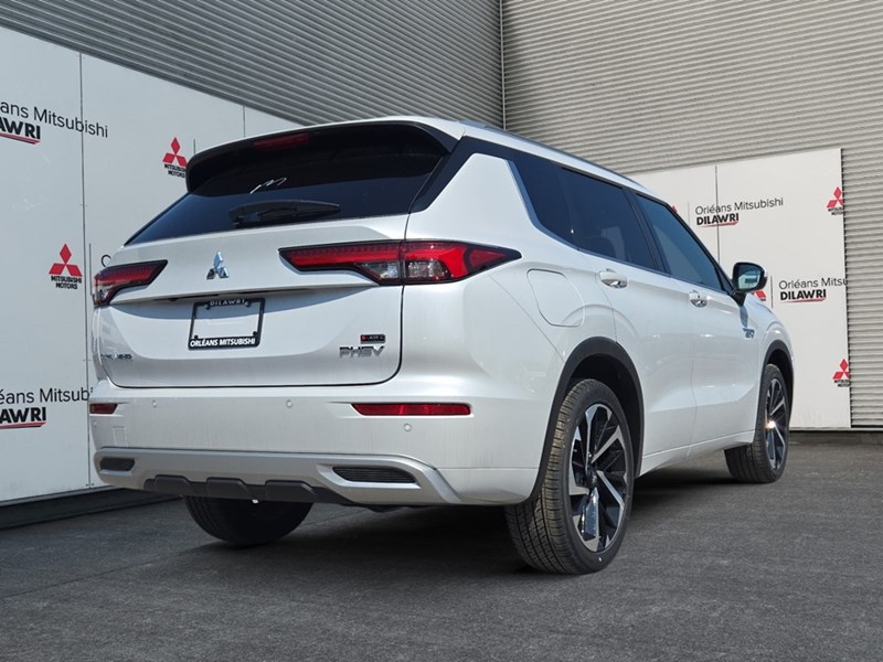 2025 Mitsubishi Outlander Plug-In Hybrid GT S-AWC