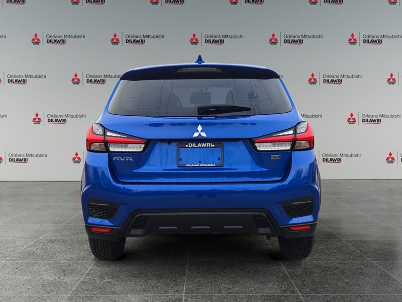 2022 Mitsubishi RVR ES AWC