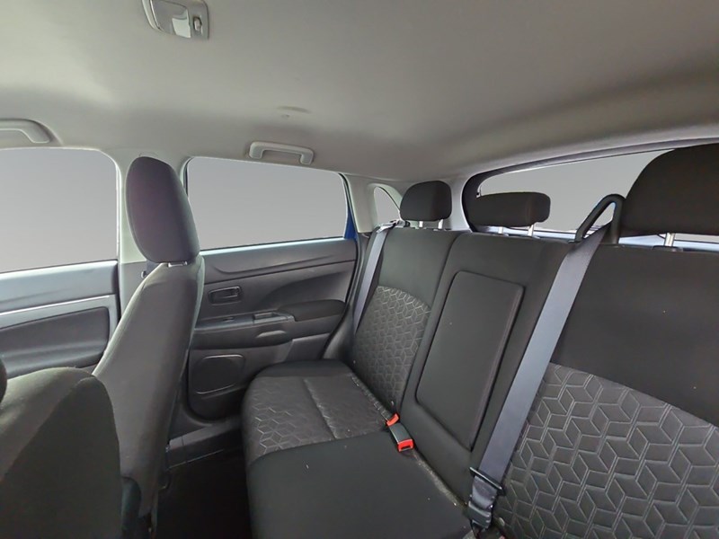2022 Mitsubishi RVR ES AWC