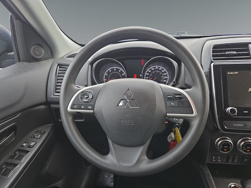 2022 Mitsubishi RVR ES AWC