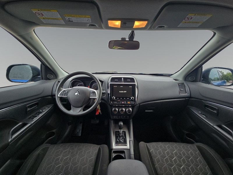 2022 Mitsubishi RVR ES AWC