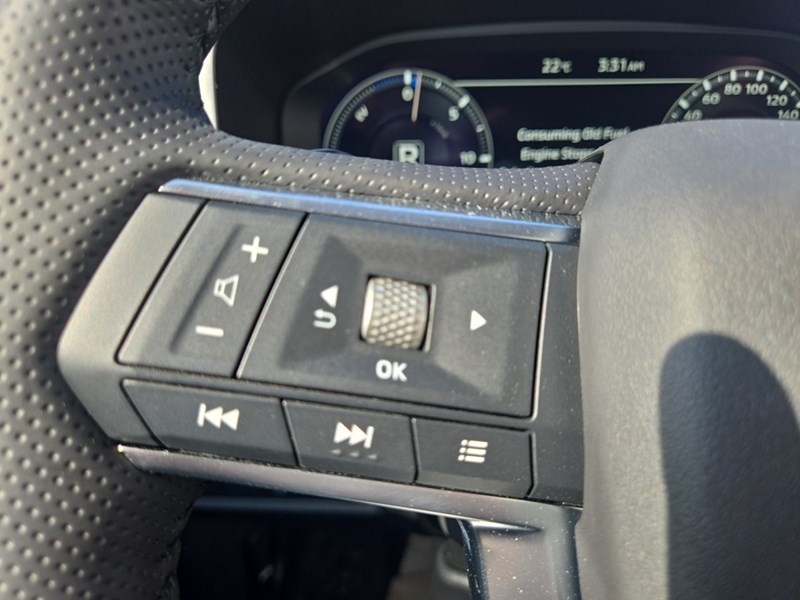 2025 Mitsubishi Outlander Plug-In Hybrid SE S-AWC
