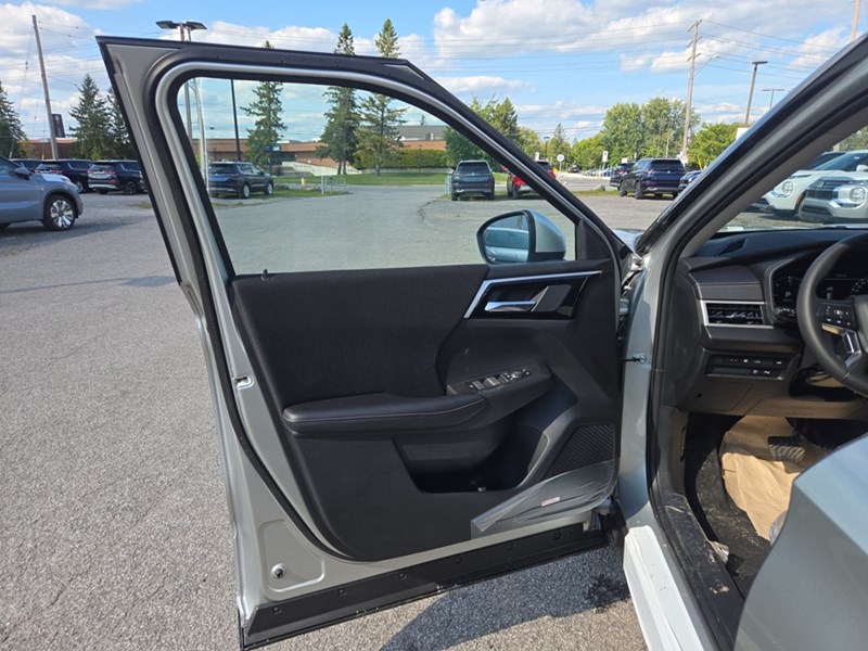 2025 Mitsubishi Outlander Plug-In Hybrid SE S-AWC