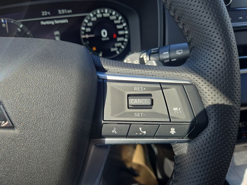 2025 Mitsubishi Outlander Plug-In Hybrid SE S-AWC
