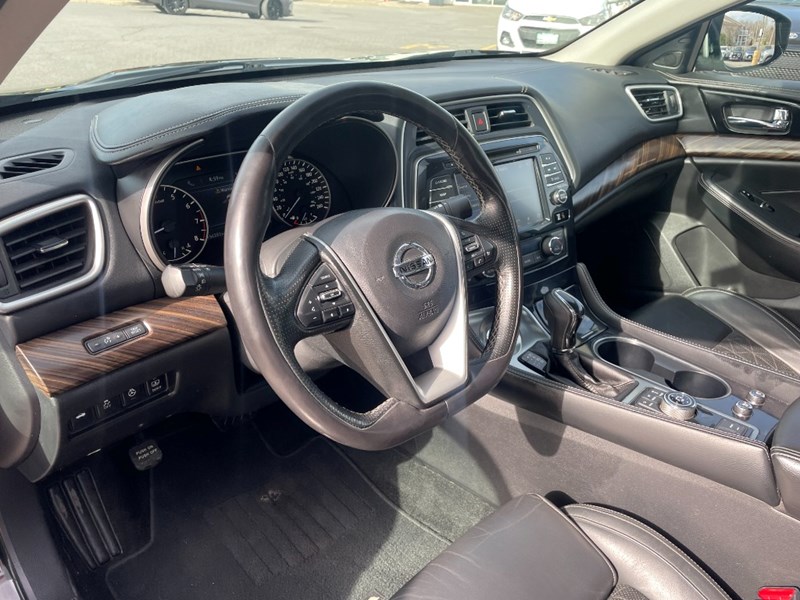 2016 Nissan Maxima 4dr Sdn Platinum
