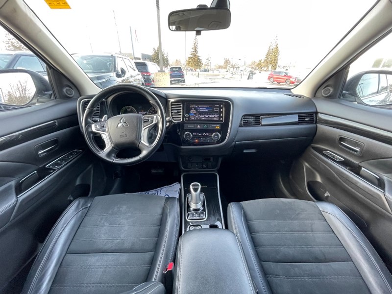 2018 Mitsubishi Outlander Plug-In Hybrid SE S-AWC