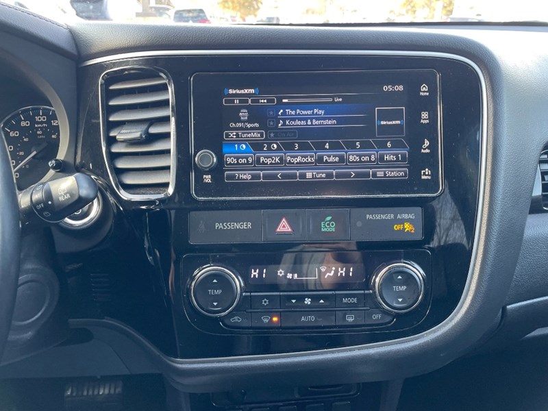 2018 Mitsubishi Outlander Plug-In Hybrid SE S-AWC
