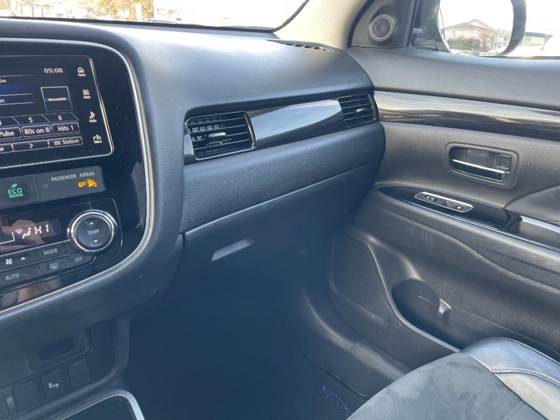 2018 Mitsubishi Outlander Plug-In Hybrid SE S-AWC