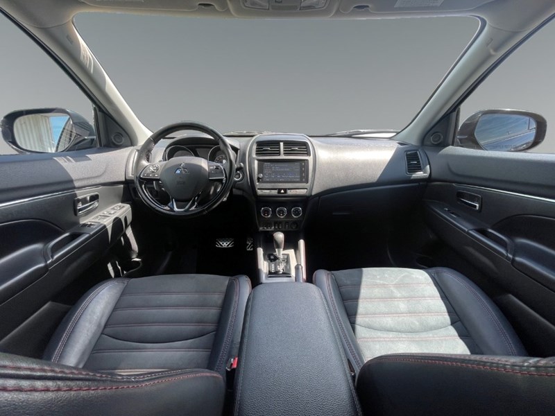 2019 Mitsubishi RVR SE Black Edition AWC