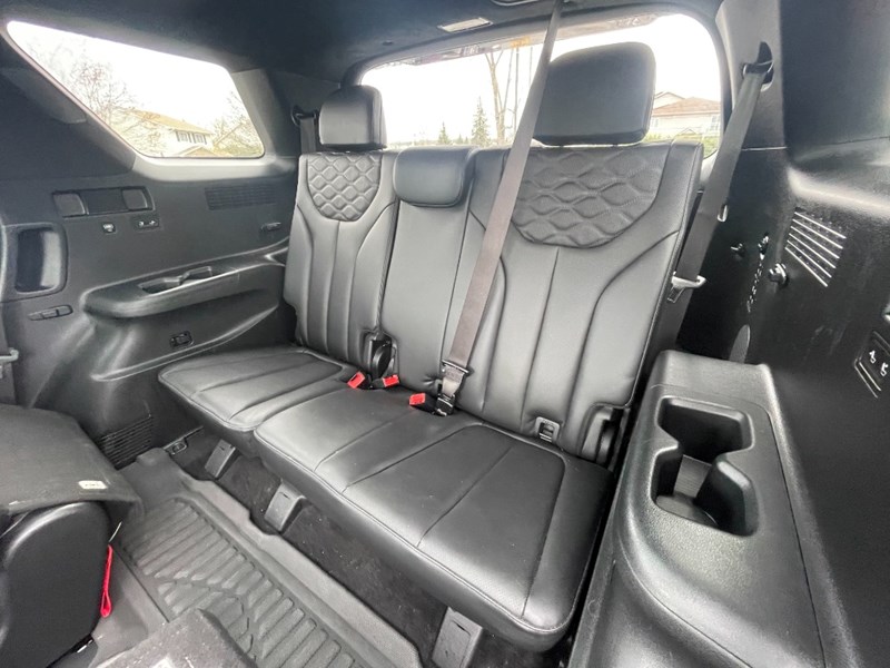 2022 Hyundai Palisade Ultimate Calligraphy 7-Passenger AWD