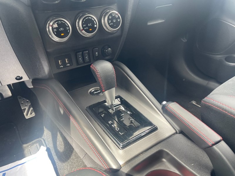 2023 Mitsubishi RVR LE AWC
