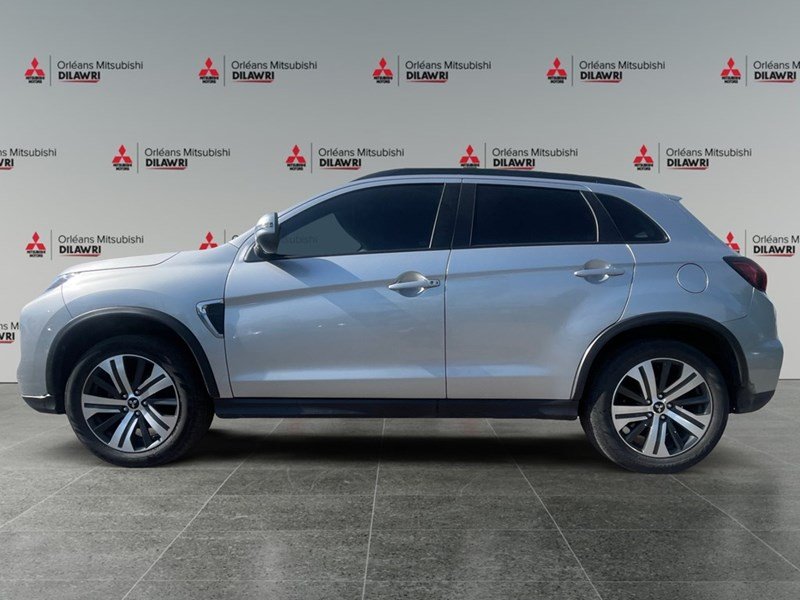 2022 Mitsubishi RVR SEL AWC