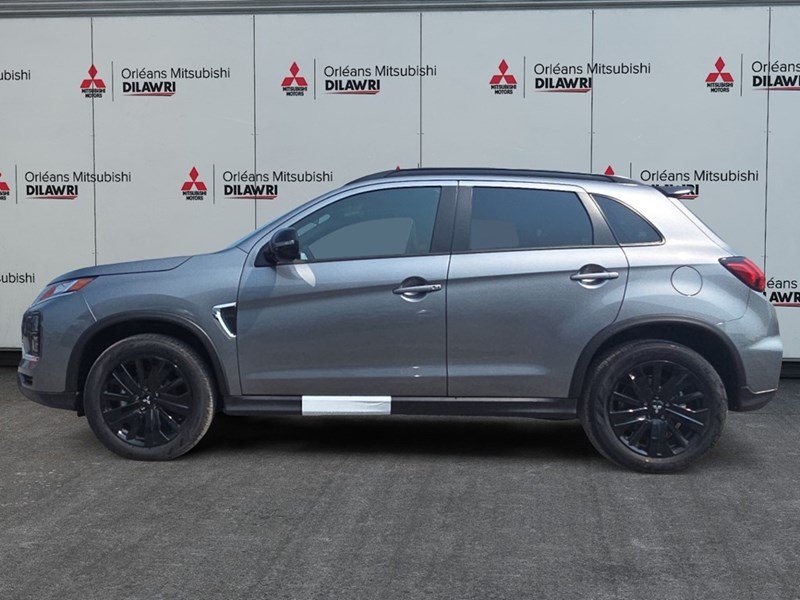 2025 Mitsubishi RVR NOIR AWC