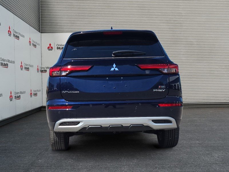 2025 Mitsubishi Outlander Plug-In Hybrid SE S-AWC
