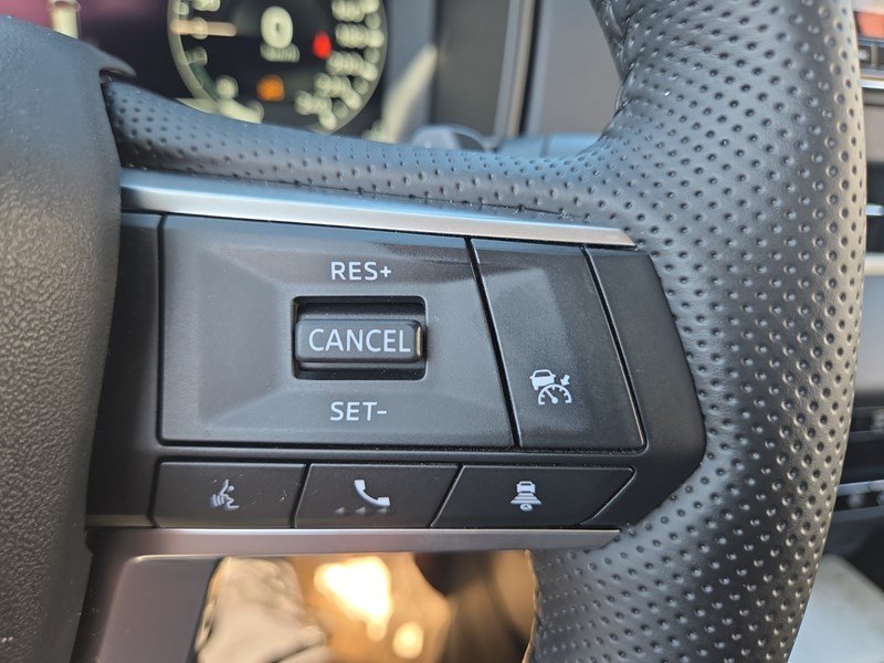 2025 Mitsubishi Outlander Plug-In Hybrid SE S-AWC