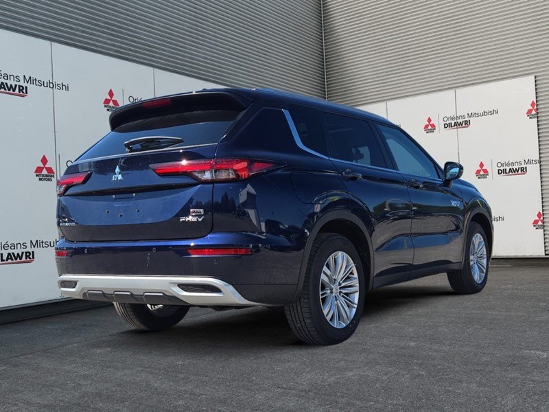2025 Mitsubishi Outlander Plug-In Hybrid SE S-AWC