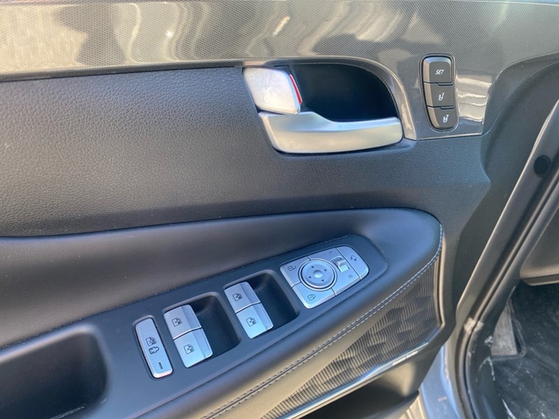 2023 Hyundai Santa Fe Ultimate Calligraphy AWD