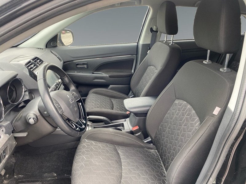 2024 Mitsubishi RVR SE AWC