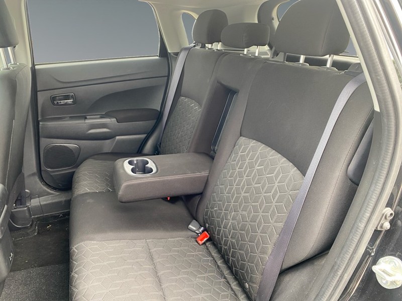 2024 Mitsubishi RVR SE AWC