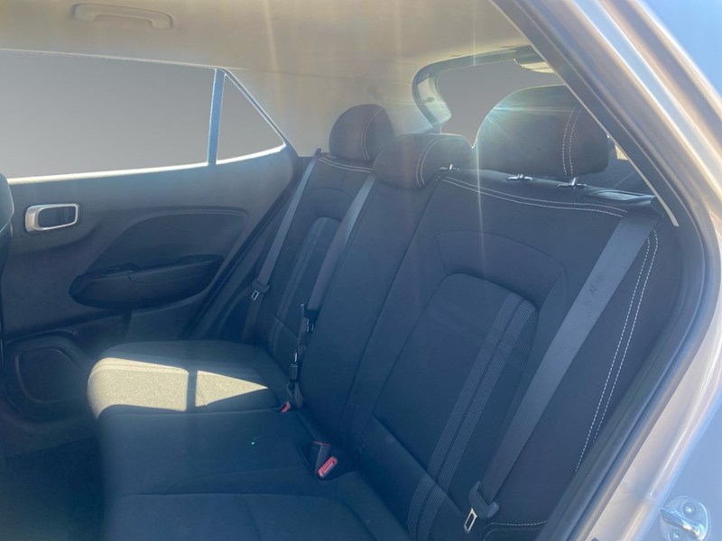 2023 Hyundai Venue Preferred IVT w/Two-Tone