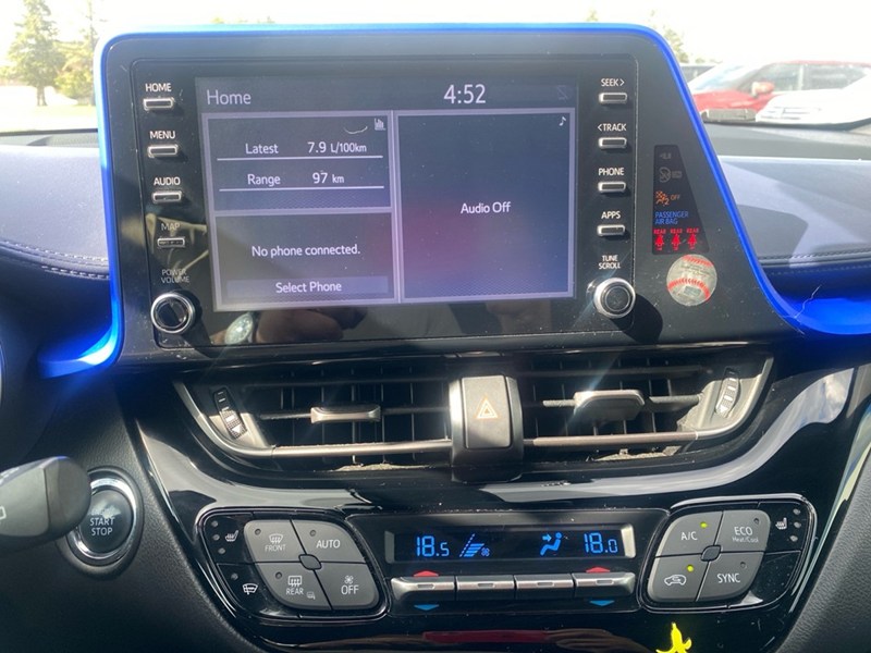 2022 Toyota C-HR XLE Premium FWD