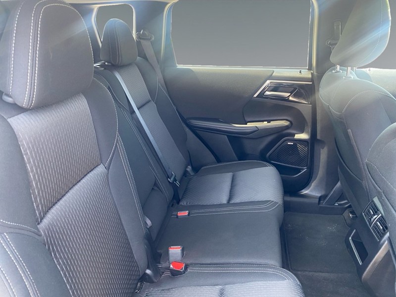 2025 Mitsubishi Outlander ES S-AWC