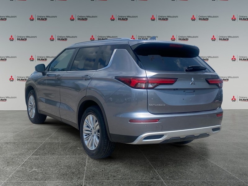 2024 Mitsubishi Outlander SE S-AWC