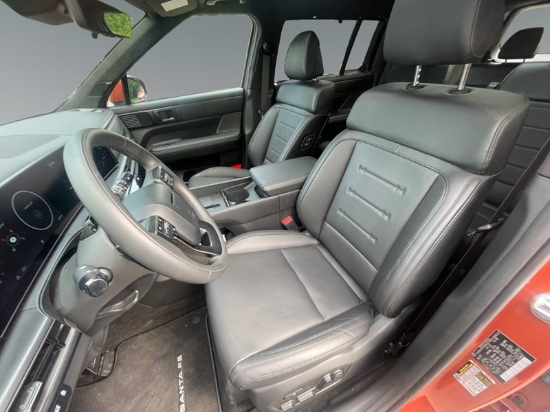 2025 Hyundai Santa Fe Ultimate Calligraphy AWD
