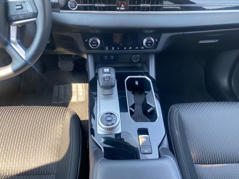 2025 Mitsubishi Outlander ES S-AWC