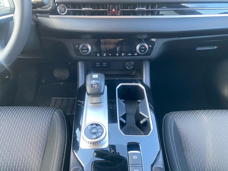 2025 Mitsubishi Outlander ES S-AWC