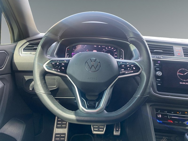 PLATINUM GRAY M 2023 Volkswagen Tiguan Comfortline R-Line Black Edition 4MOTION