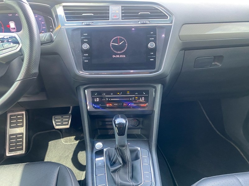 PLATINUM GRAY M 2023 Volkswagen Tiguan Comfortline R-Line Black Edition 4MOTION