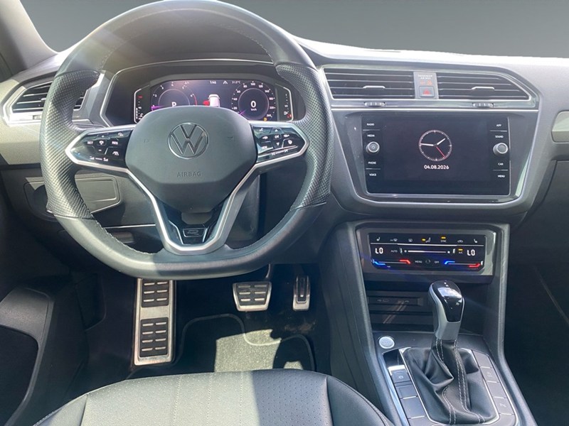PLATINUM GRAY M 2023 Volkswagen Tiguan Comfortline R-Line Black Edition 4MOTION