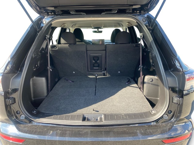 2025 Mitsubishi Outlander ES S-AWC
