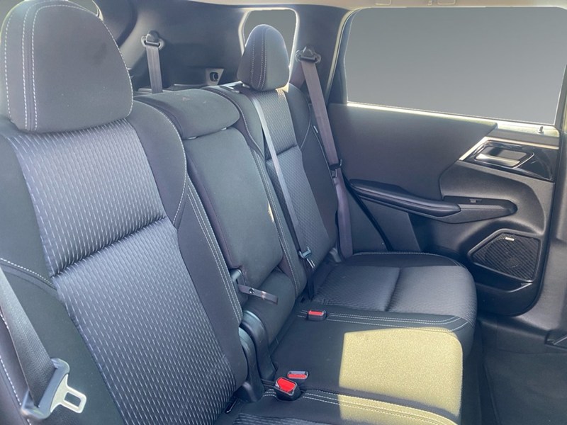 2025 Mitsubishi Outlander ES S-AWC