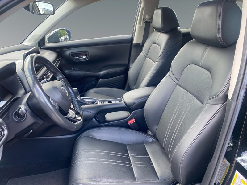 CRYSTAL BLACK P 2025 Honda HR-V EX-L Navi AWD CVT