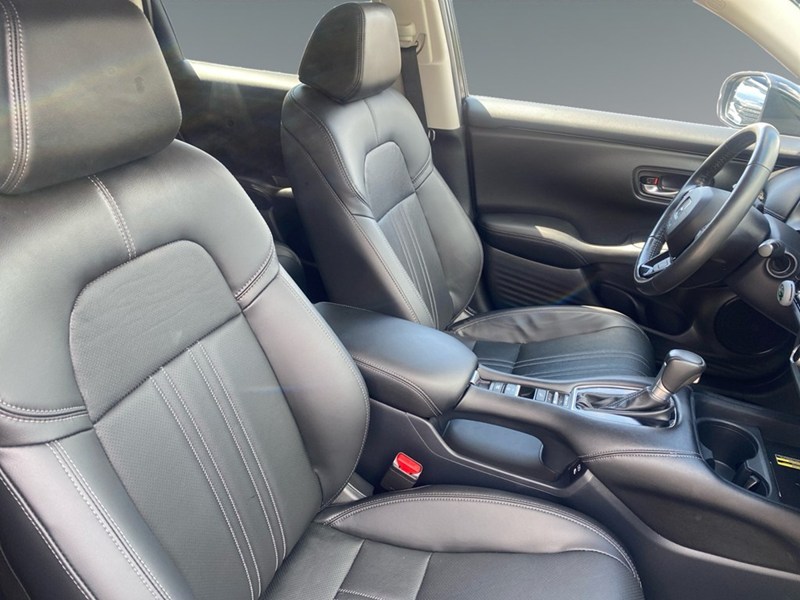 CRYSTAL BLACK P 2025 Honda HR-V EX-L Navi AWD CVT
