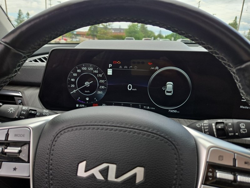 2023 Kia Telluride SX Limited AWD w/Black Interior